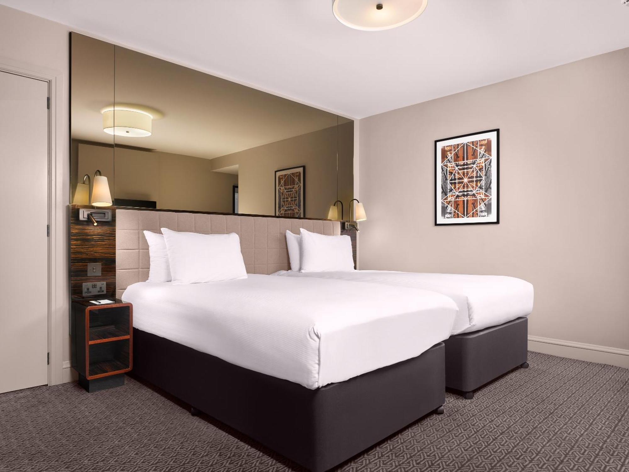Strand Palace London Exterior photo A room at the hotel